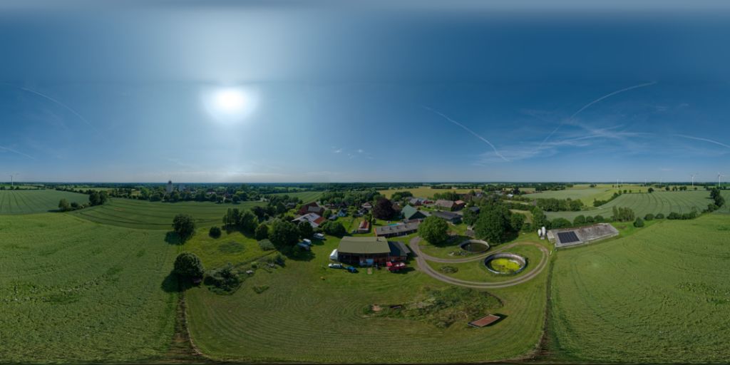 Bauernhof in Lasbek-Barkhorst
zum Öffnen HIER klicken