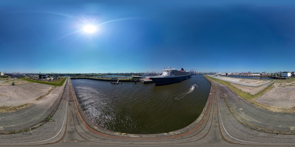 HH-Cruise-Center Steinwerder
Queen-Mary-2
zum Öffnen HIER klicken